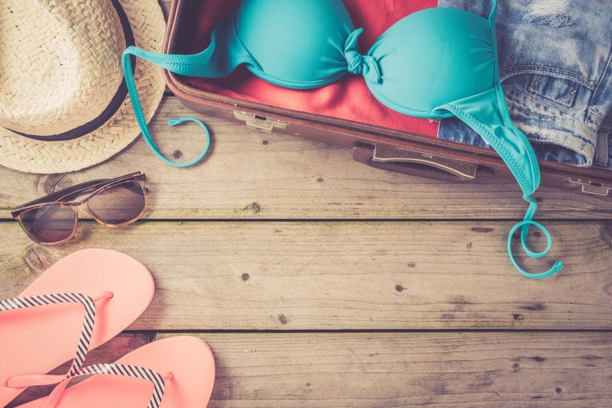 4 cose che proprio non possono mancare nella tua valigia per il mare!