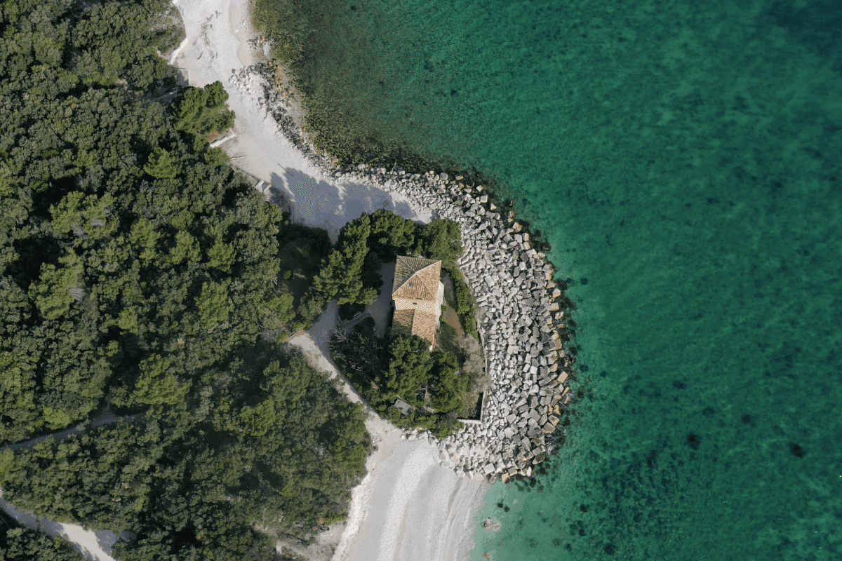Le spiagge più belle del Conero: foto e mappa