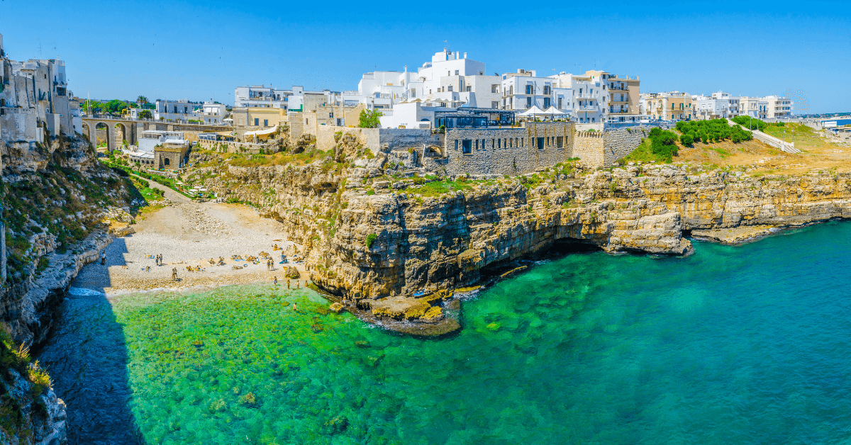 Cala Porto a Polignano a Mare: Guida Completa 2026