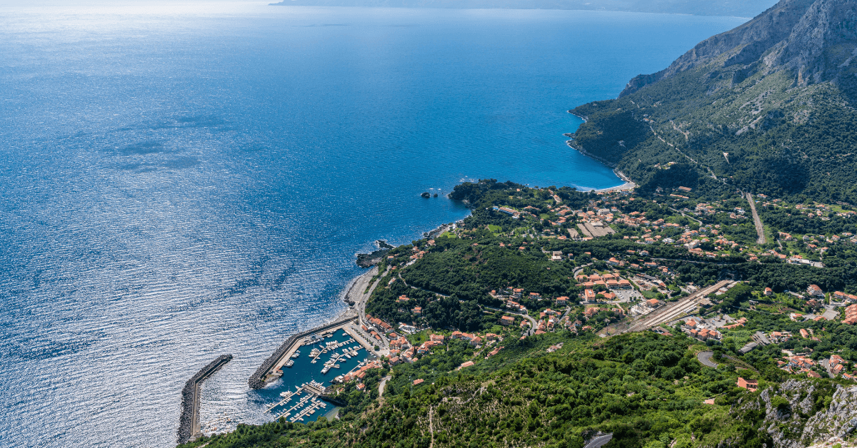 Acquafredda: Cosa Vedere nel 2026, tra Spiagge e Sentieri Costieri