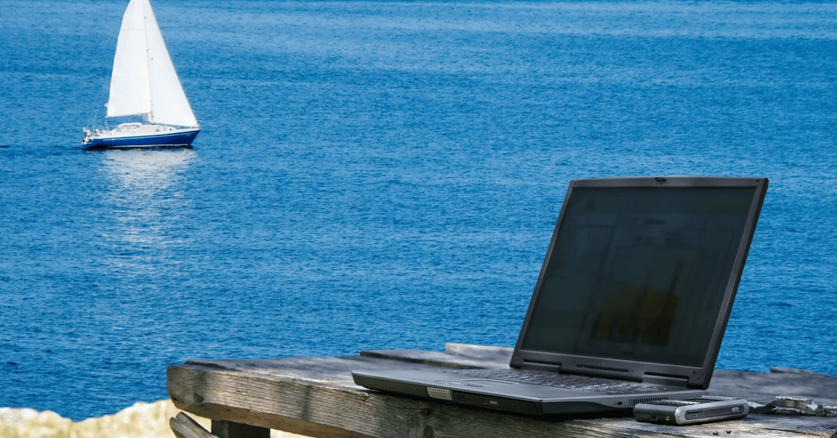 Come allestire la tua spiaggia per il bleisure