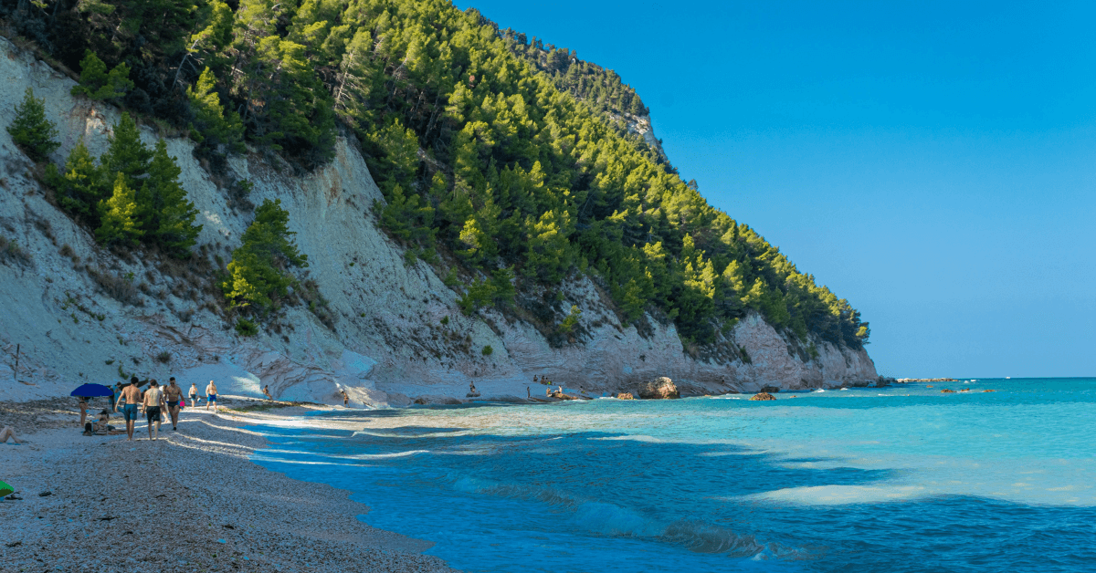 Conero 2026: Cosa Vedere e Segreti Nascosti per un'Estate Unica