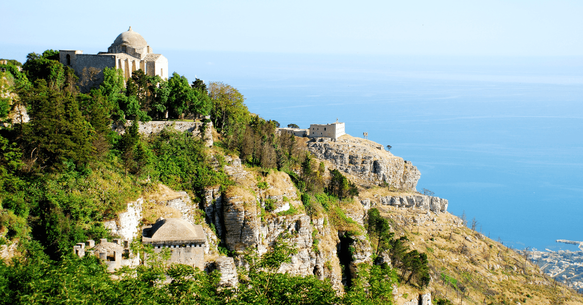 Cosa vedere a Erice: 10 posti da non perdere per l'estate 2024