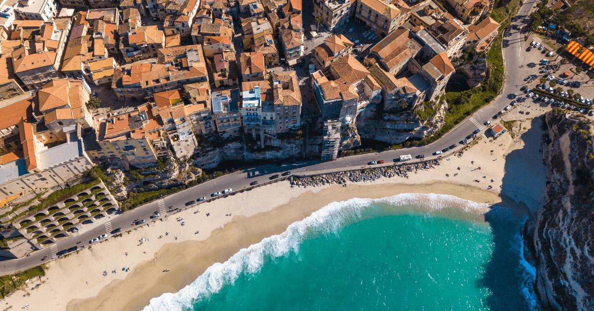 Calabria in camper: i 5 itinerari imperdibili per il 2024