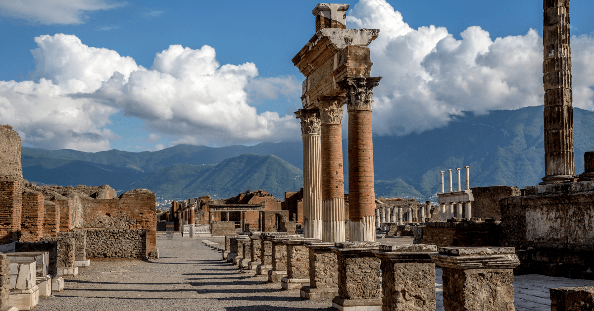 Campania in moto: i 5 itinerari imperdibili per il 2024