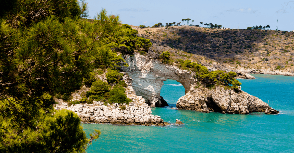 Trekking nel Gargano: i 5 percorsi imperdibili per il 2024