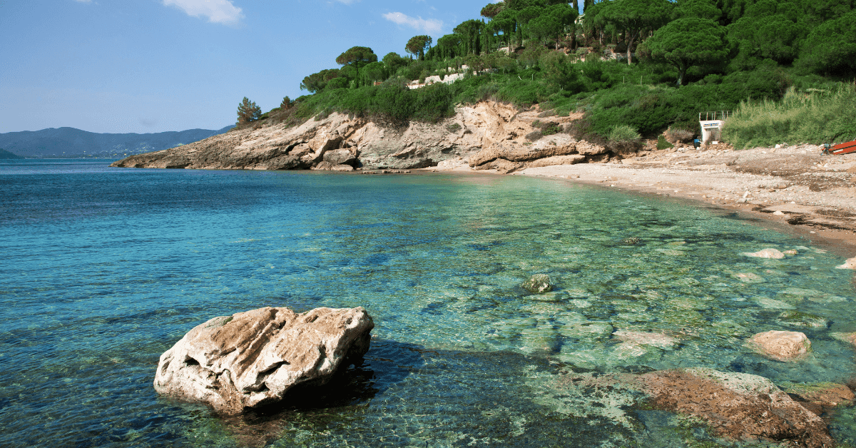Alla scoperta delle migliori spiagge di Porto Azzurro