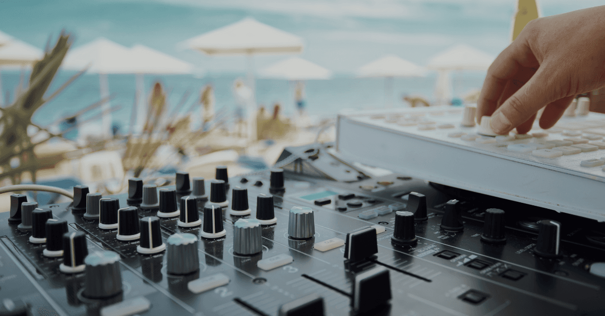Musica in spiaggia: tutte le regole da rispettare