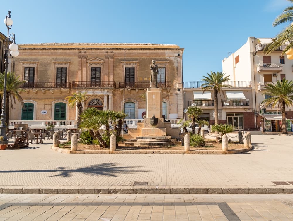 Cosa Vedere a Pozzallo 2026: Guida Completa alla Tua Estate