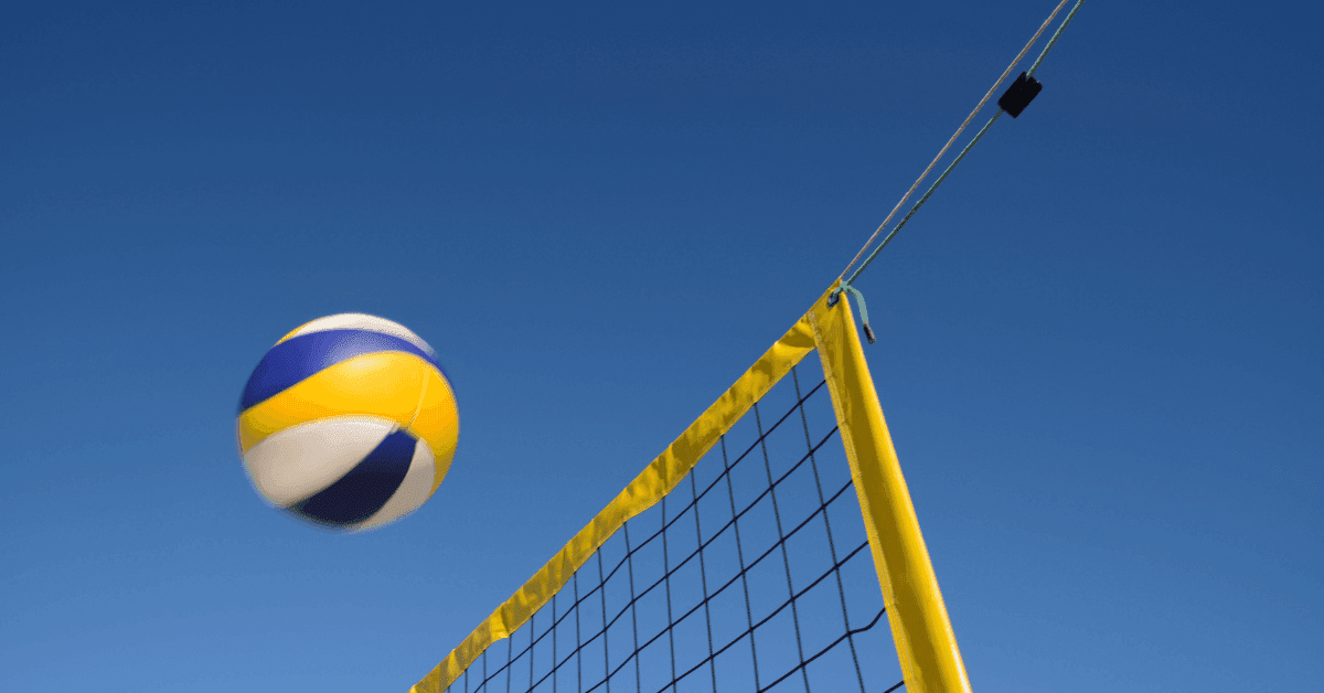 Le spiagge del Friuli Venezia Giulia perfette per il beach volley: scopri dove giocare