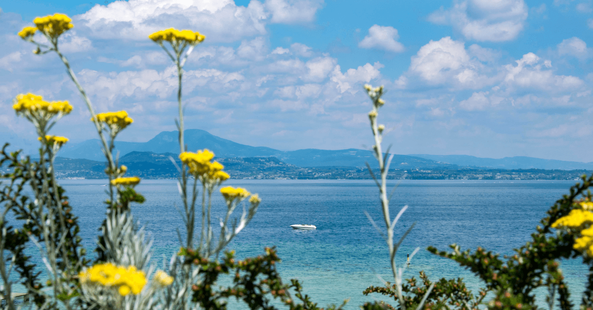 Le Spiagge più belle di Sirmione: Guida 2026