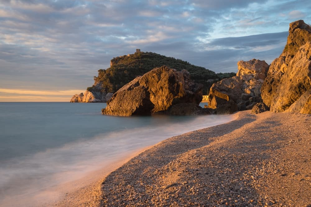 Le spiagge più belle di Varigotti 2026: la tua guida completa