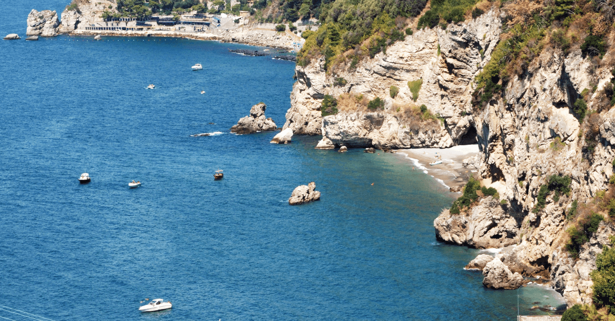 Le Spiagge più Belle di Vico Equense per Famiglie: Guida 2026