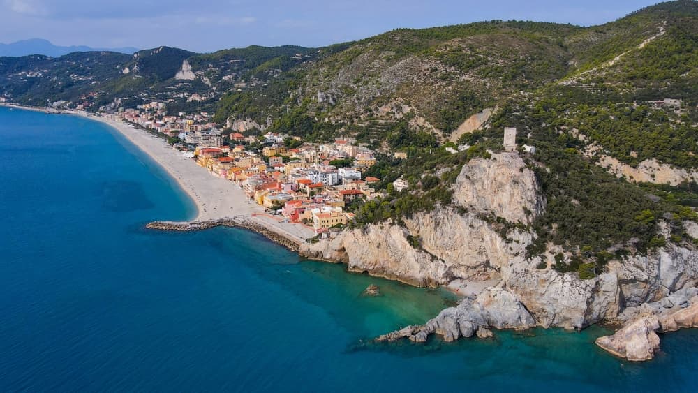 Cosa vedere a Varigotti: un weekend tra borgo e mare (2026)