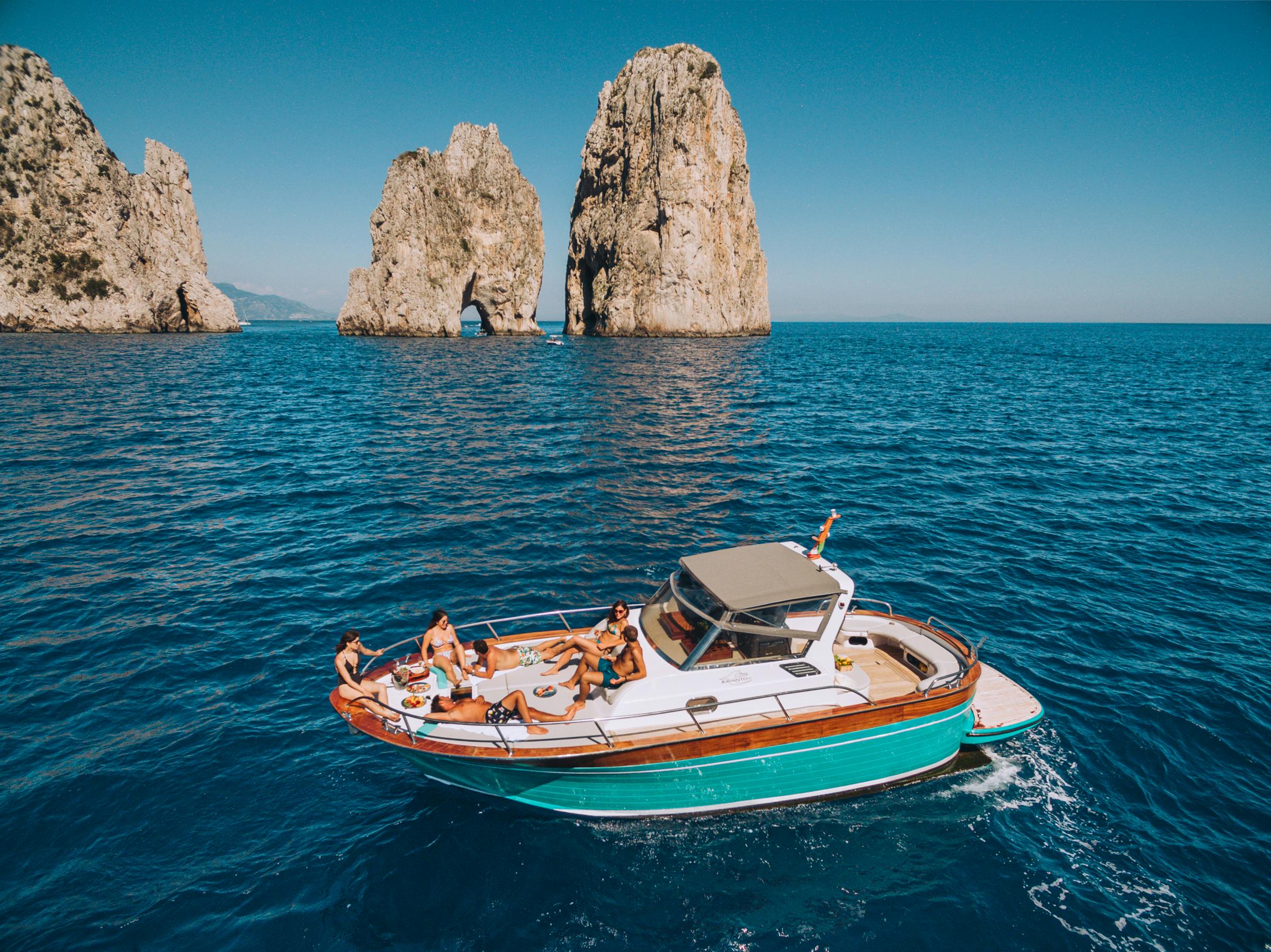 Tour in barca Sorrento e Capri con nuoto e snorkeling