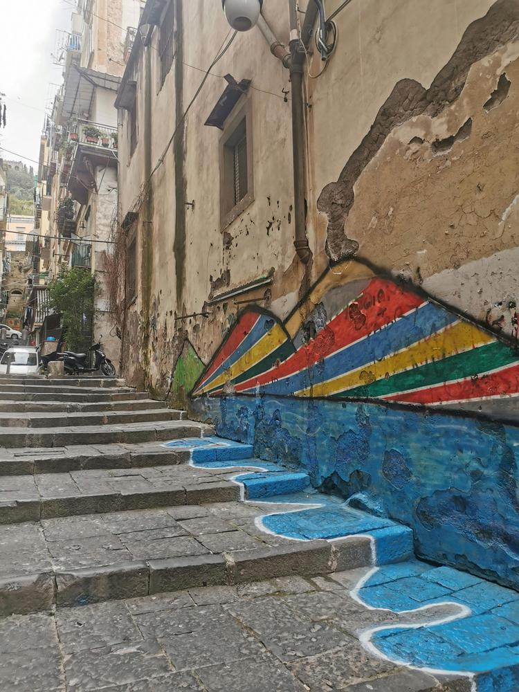 Tour del folklore e della street art di Napoli nei Quartieri Spagnoli