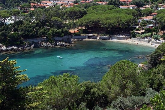 Cala delle Alghe Cavo, comune di Rio.jpg