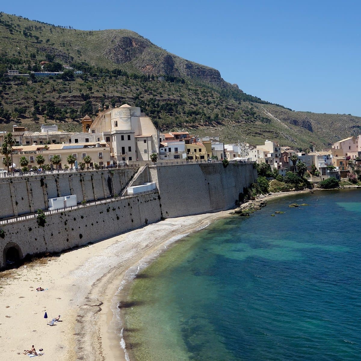 Cala petrolo.jpg