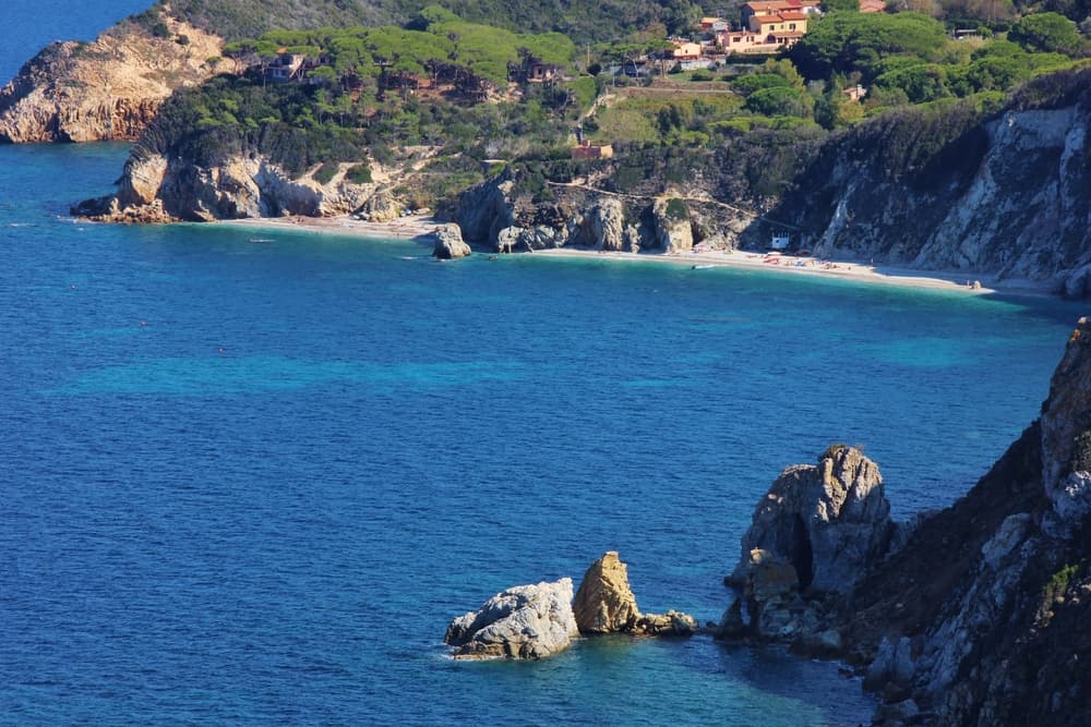 Spiaggia di Sansone — Portoferraio.jpg