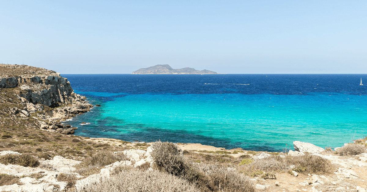 Cala Rossa a Favignana: Guida Completa 2026