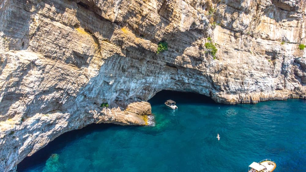grotta dello smeraldo
