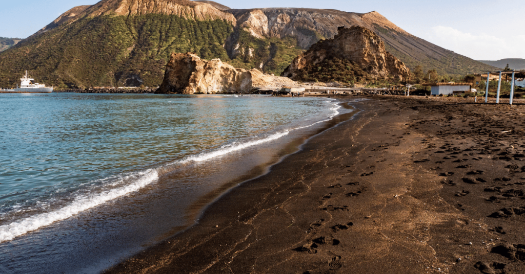 spiagge sabbia nera