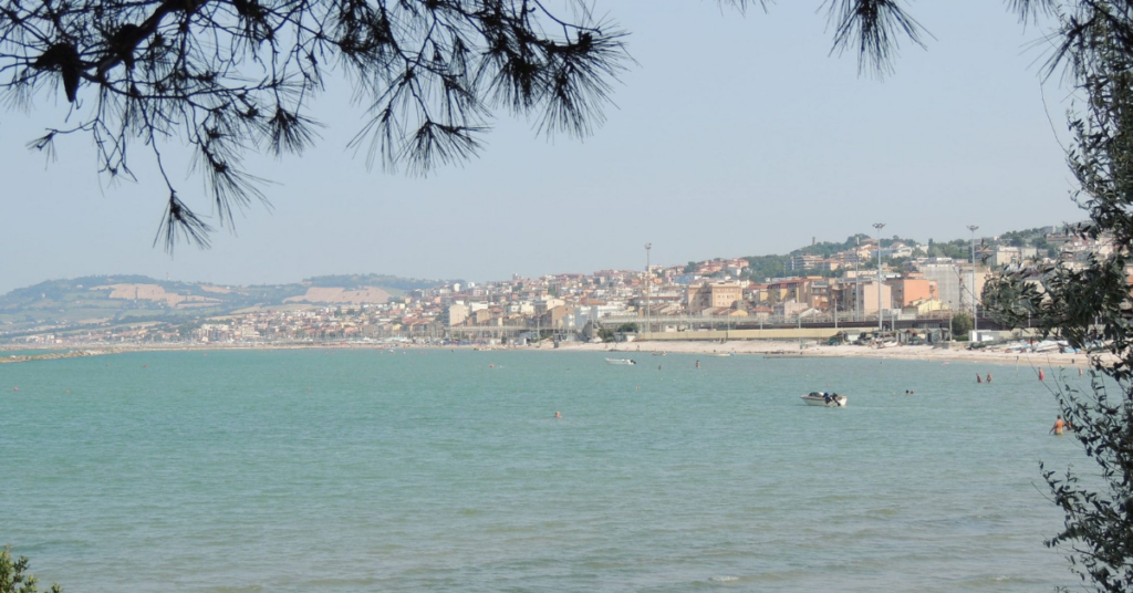 spiagge falconara marittima