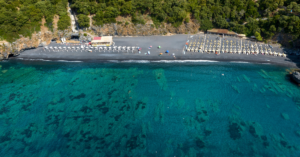 Spiaggia Nera Cala Jannita